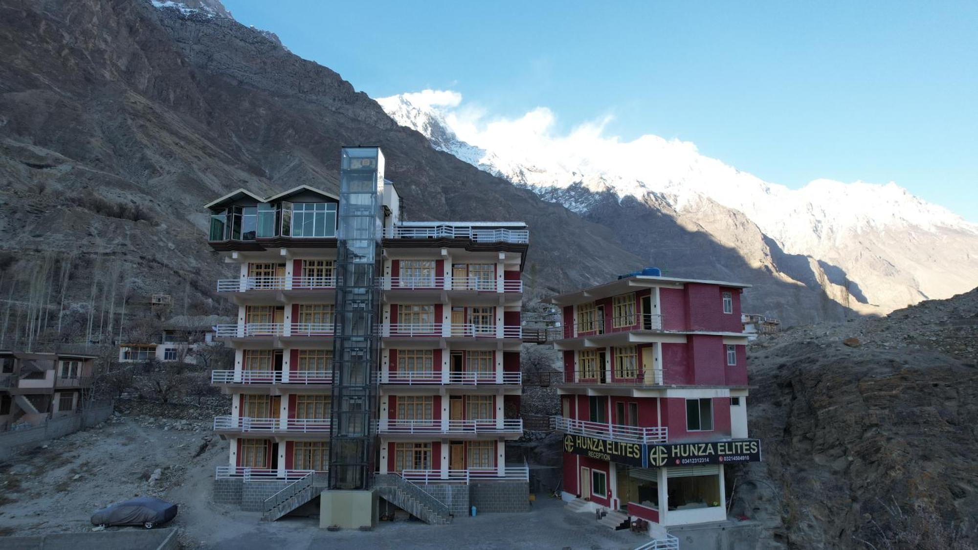 Готель Hunza Elites By Orane Karimabad  Екстер'єр фото
